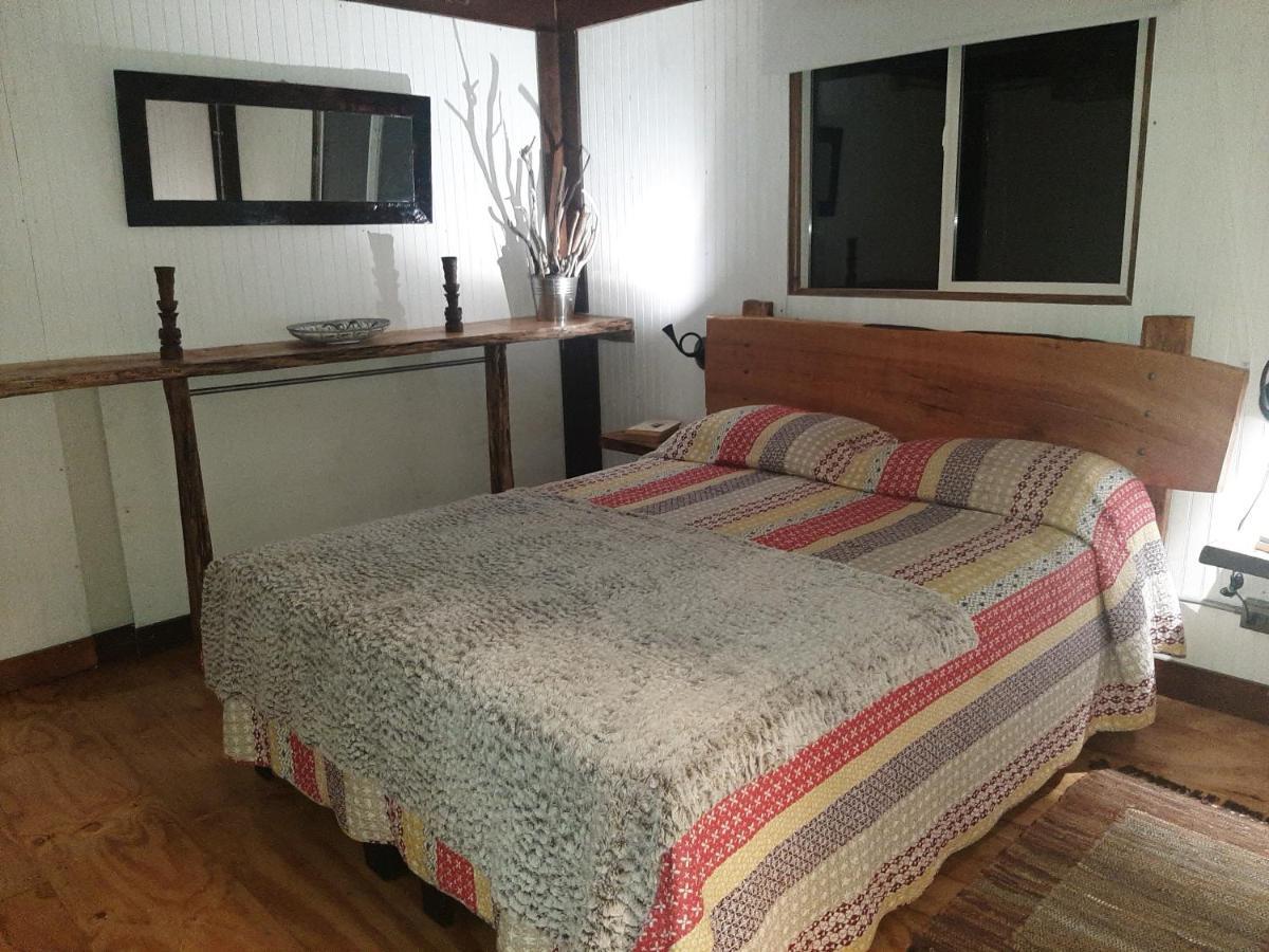 Hostal La Minga Chaitén Екстериор снимка